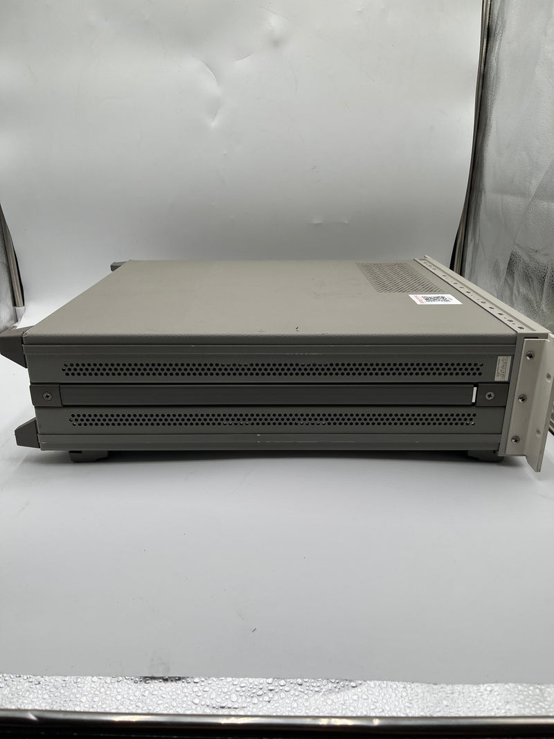 Agilent 8134 A Pulse Generator