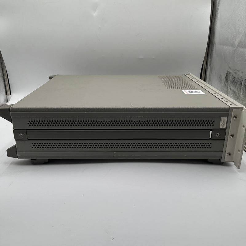 Agilent 8134 A Pulse Generator