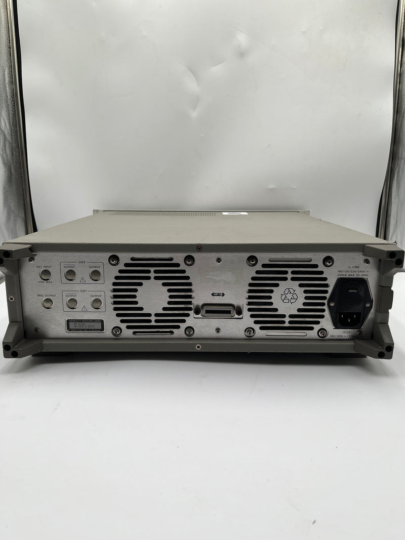 Agilent 8134 A Pulse Generator