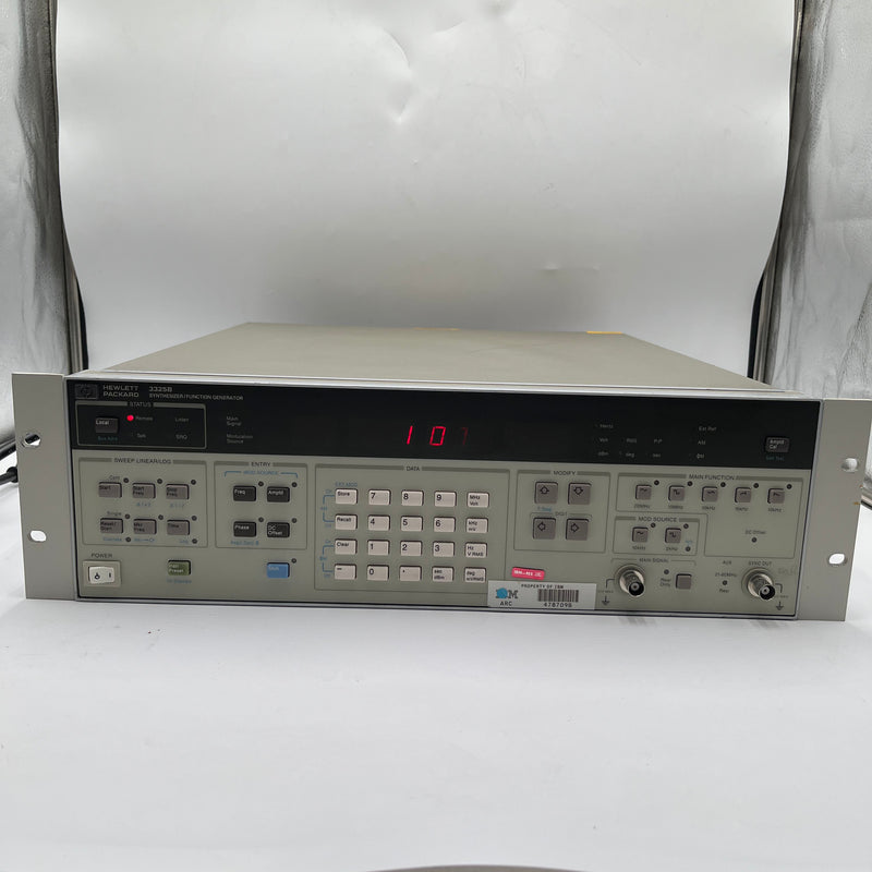 Agilent 3325 B Synthesizer / Function Generator