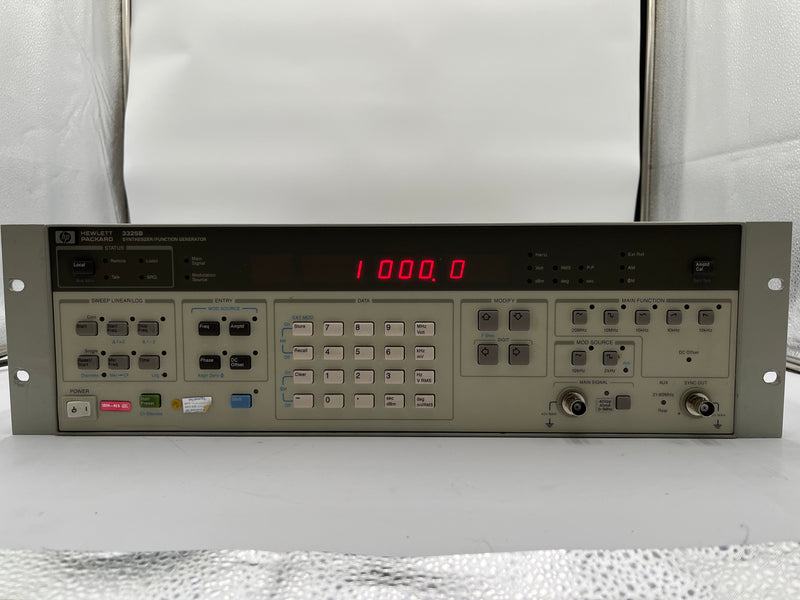 Agilent 3325 B Synthesizer / Function Generator