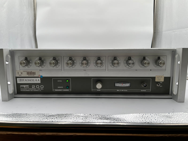 PTS 200 Frequency Synthesizer