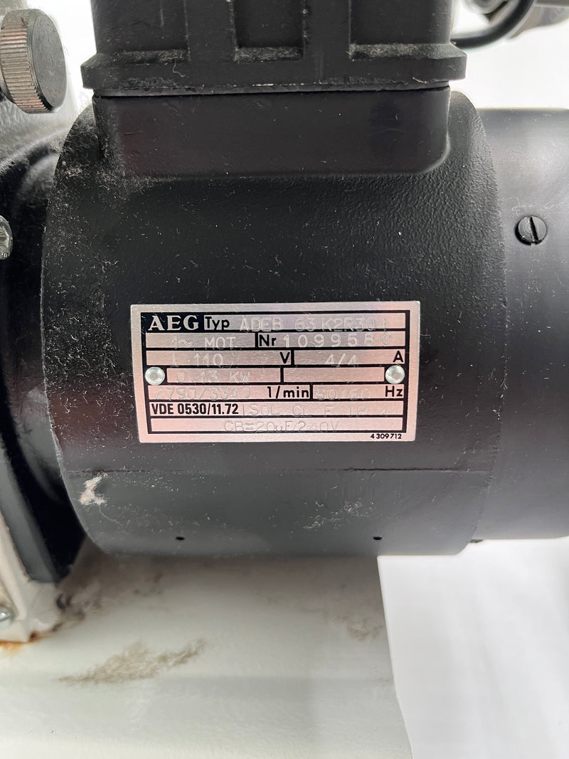 Balzers Pfeiffer TPH 060 Vacuum Pump Assembly