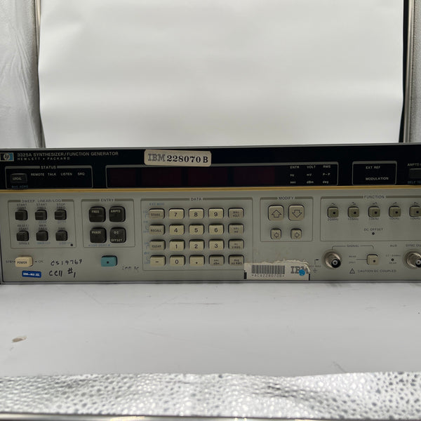 Agilent 3325 A Synthesizer / Function Generator