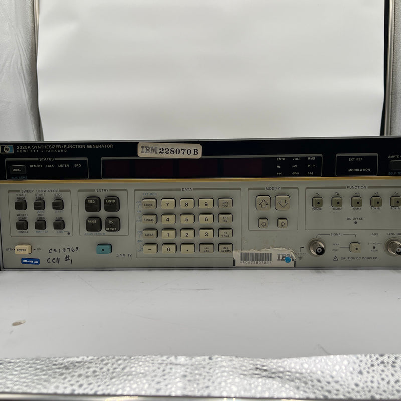 Agilent 3325 A Synthesizer / Function Generator