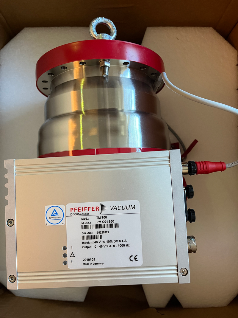 Pfeiffer HiPace 700 M Turbomolecular Vacuum Pump System
