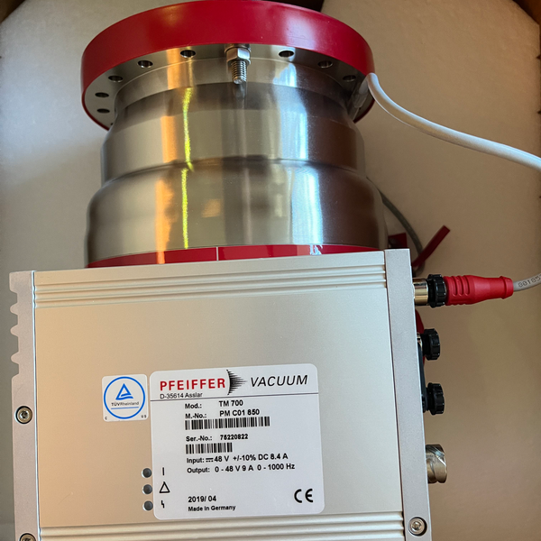 Pfeiffer HiPace 700 M Turbomolecular Vacuum Pump System