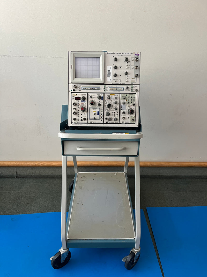 Tektronix 7904 A Oscilloscope