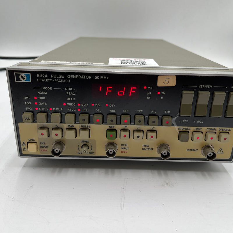 Agilent 8112 A Pulse Generator
