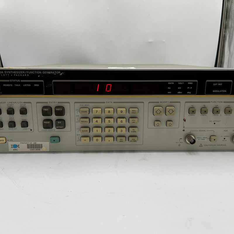 Agilent 3325 A Synthesizer / Function Generator