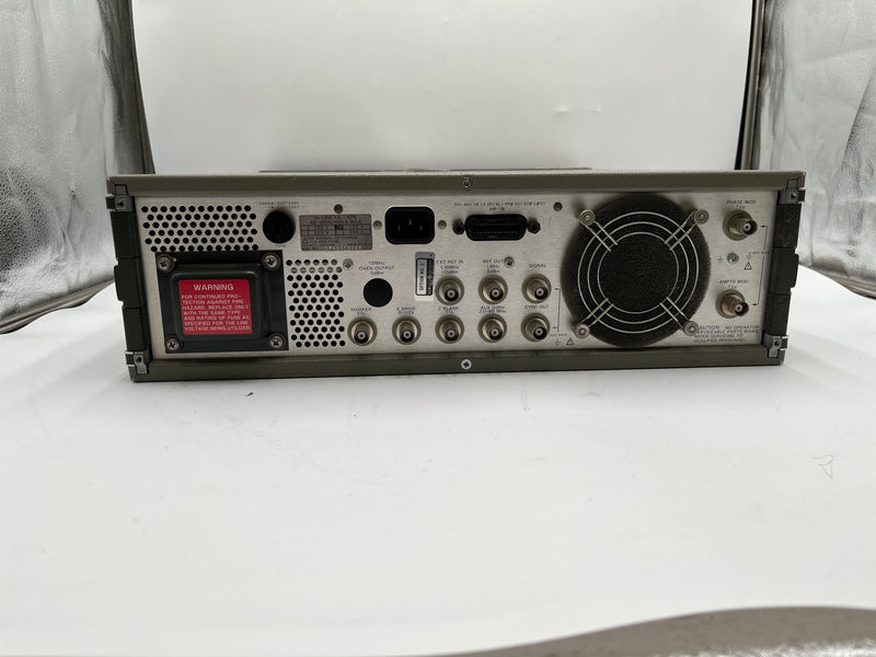 Agilent 3325 A Synthesizer / Function Generator