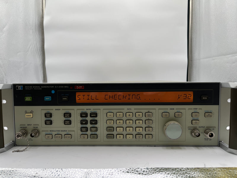 Agilent 8642 B Signal Generator