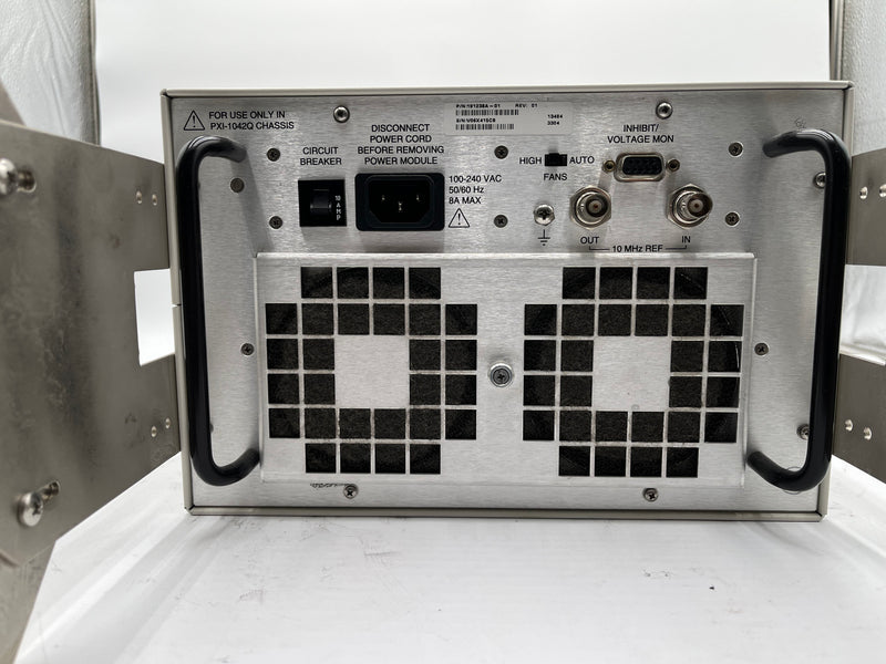National Instruments NI PXI 1042 Q Chassis