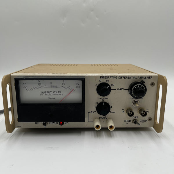 Simpson Integrating Differential Amplifier