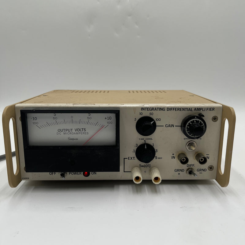 Simpson Integrating Differential Amplifier