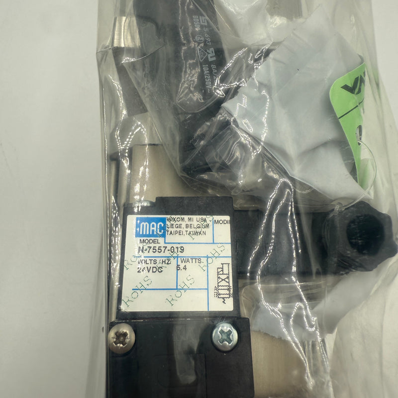 VAT 10836 UE 44 005 0329 Gate Valve
