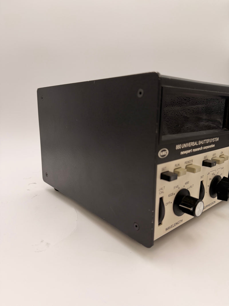 Newport 880 Universal Shutter System