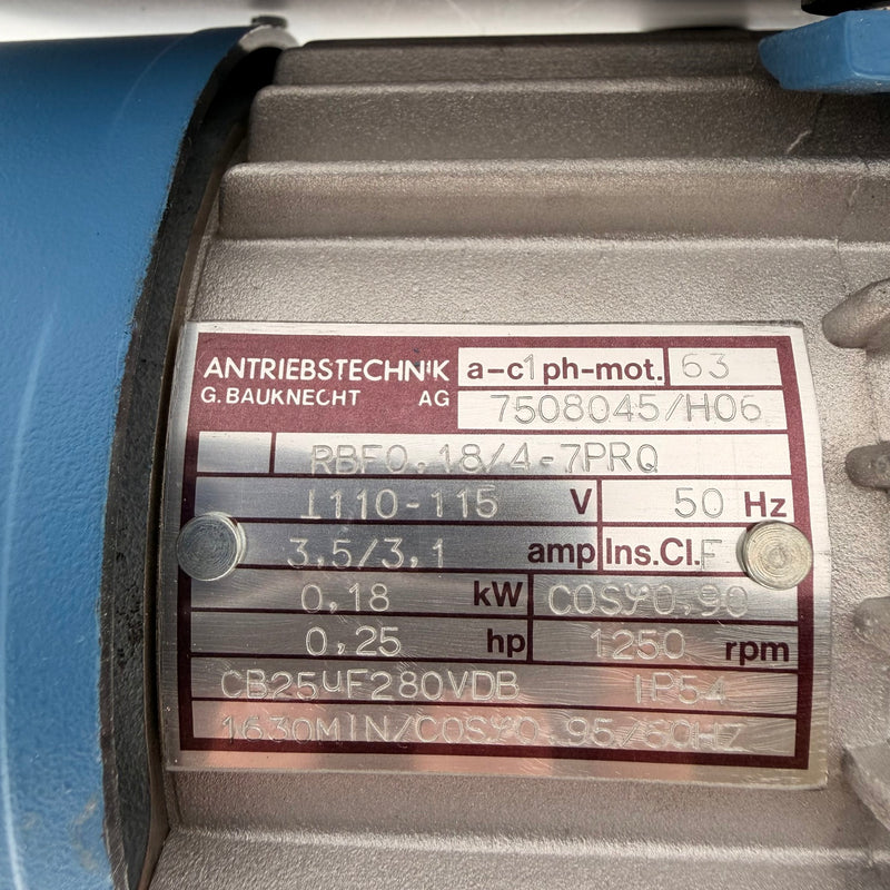 Vacuubrand RE 2 Vacuum Pump