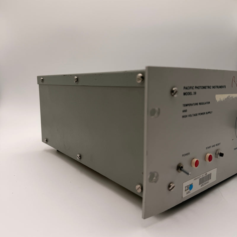 Pacific Photometric 39 Temperature Regulator / High Voltage Power Supply