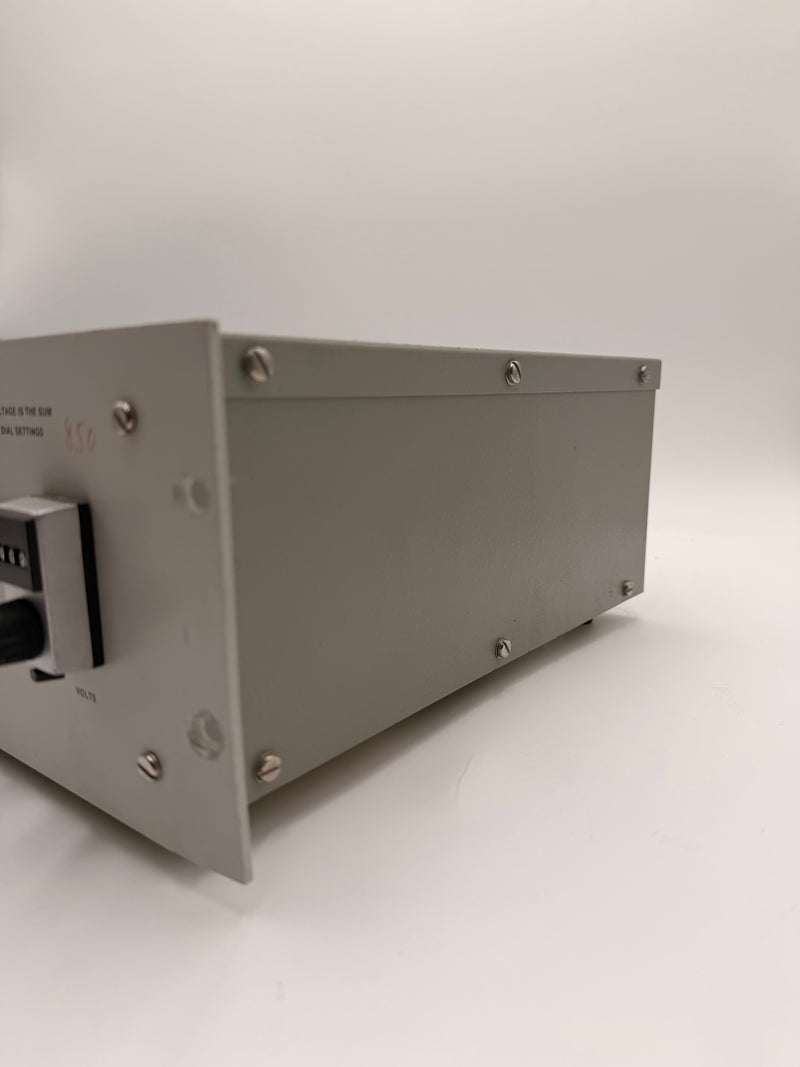 Pacific Photometric 39 Temperature Regulator / High Voltage Power Supply