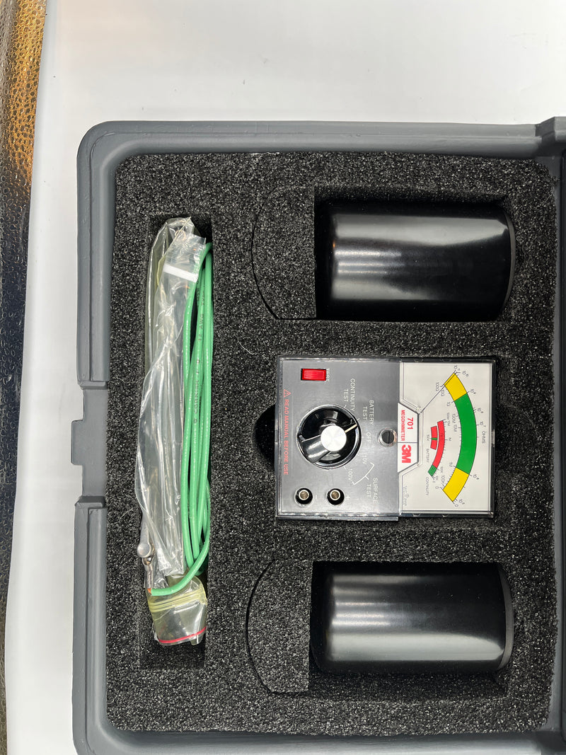 3M 701 Megohmmeter