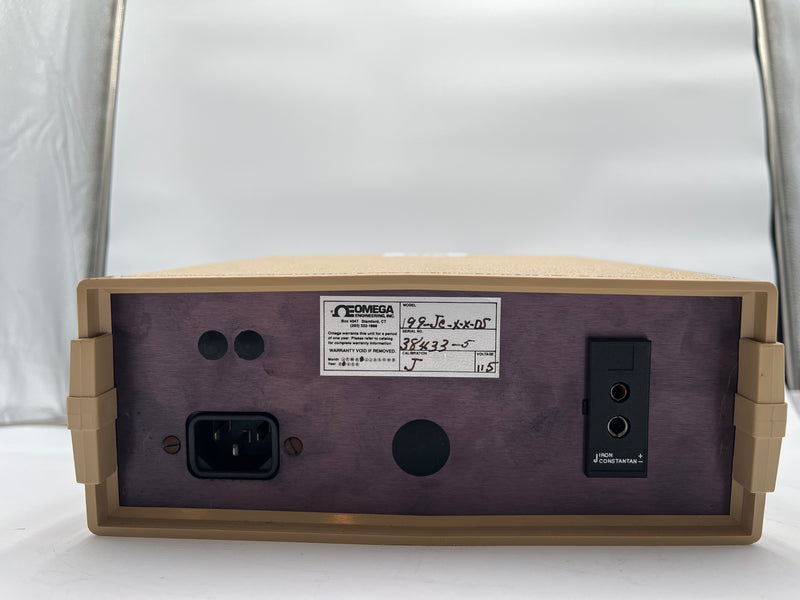 Omega 199 Digital Temperature Meter