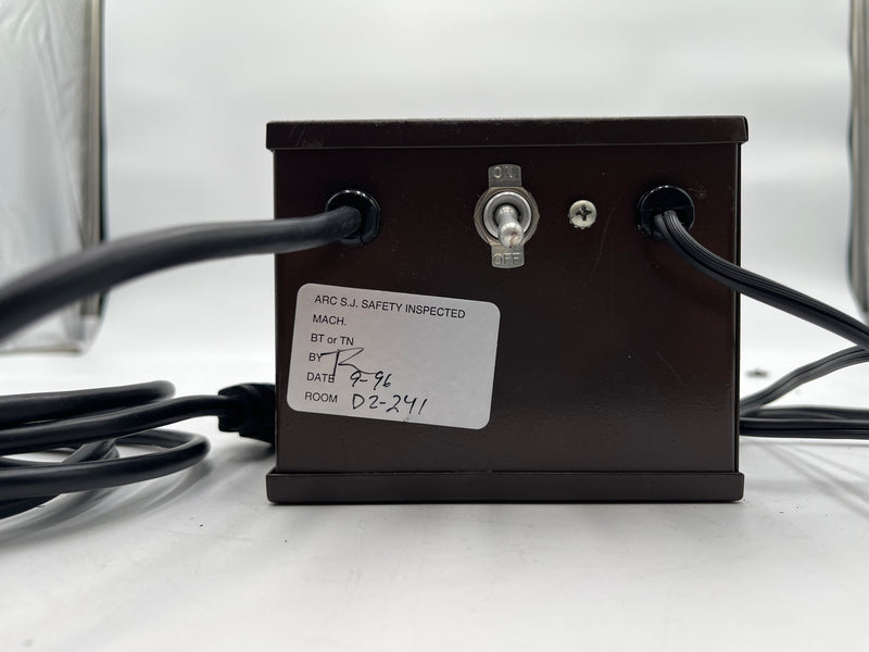 Oriel 6049 Power Supply