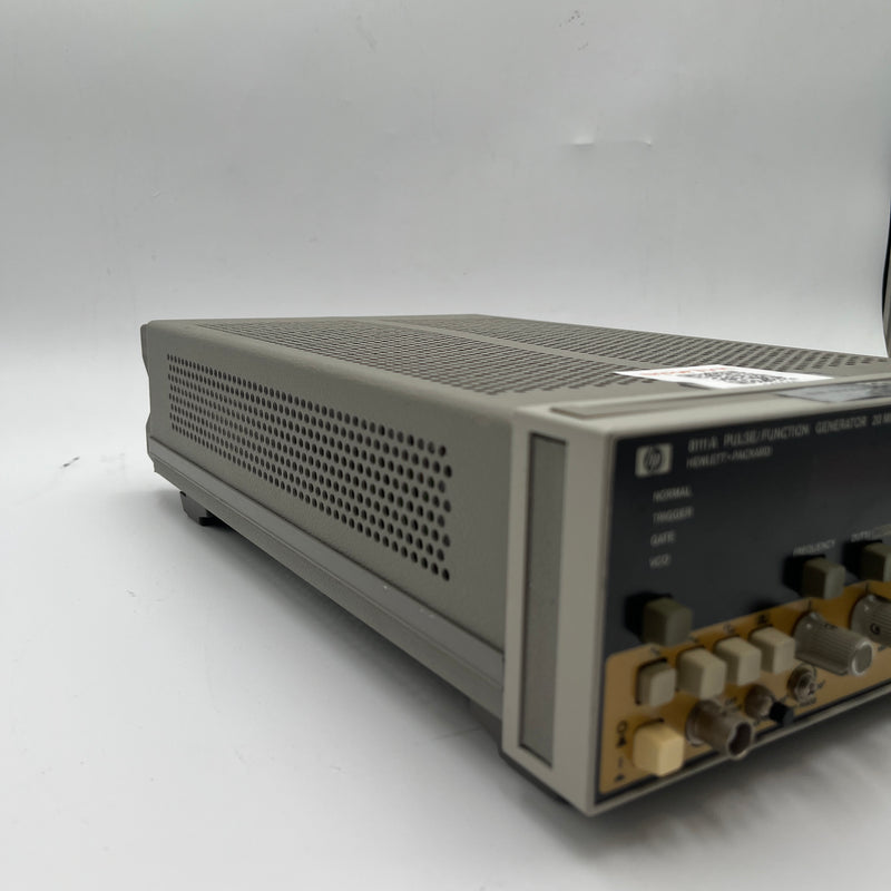 Agilent 8111 A Pulse / Function Generator