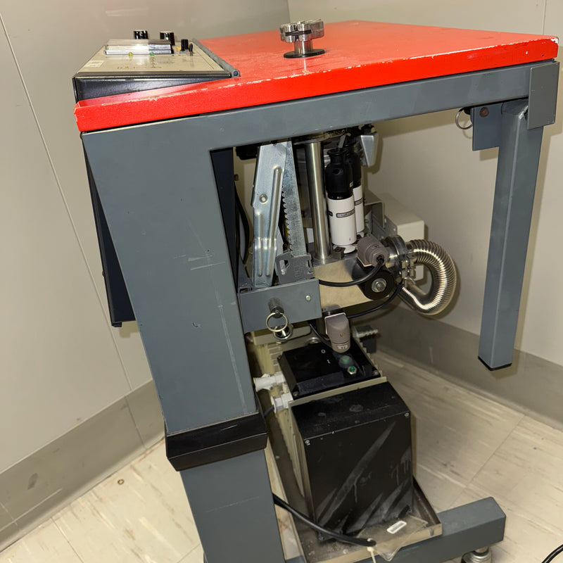 Oerlikon Balzers HLT 100 Leak Detector