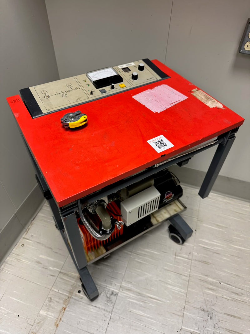 Oerlikon Balzers HLT 100 Leak Detector