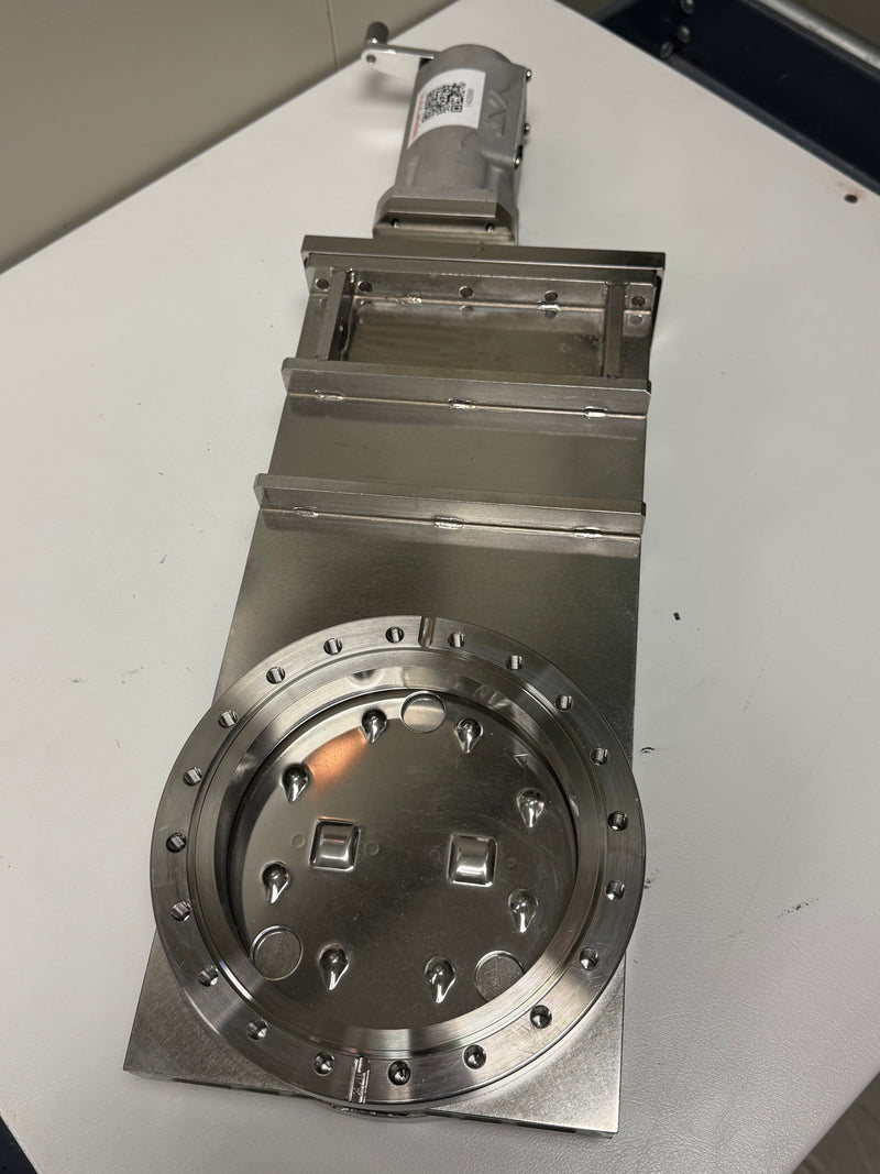 VAT High Vacuum Control Gate Valve