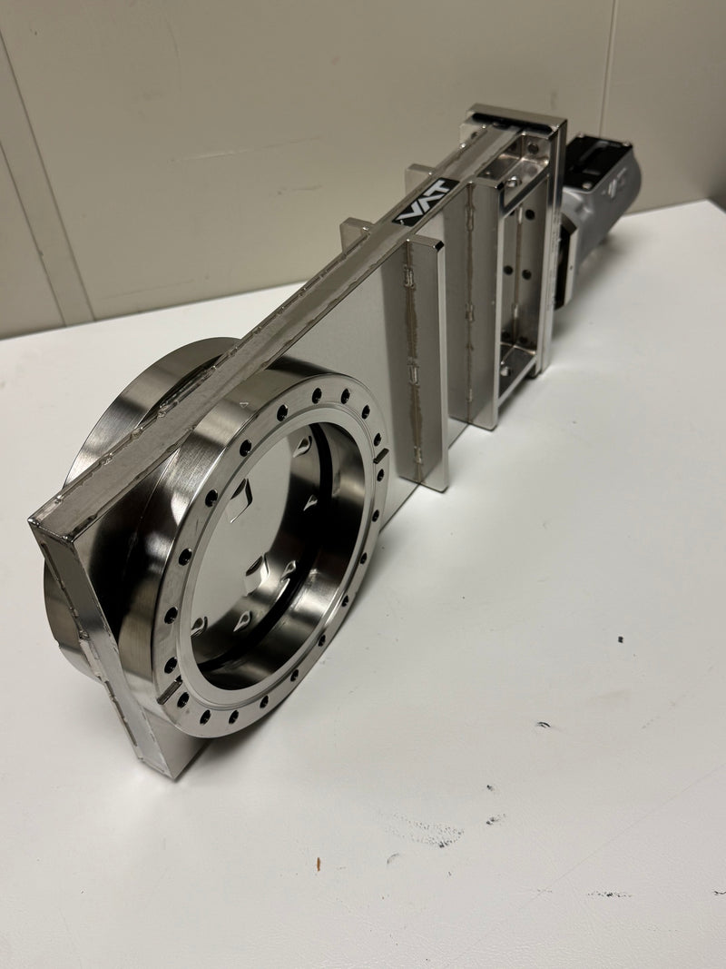 VAT High Vacuum Control Gate Valve