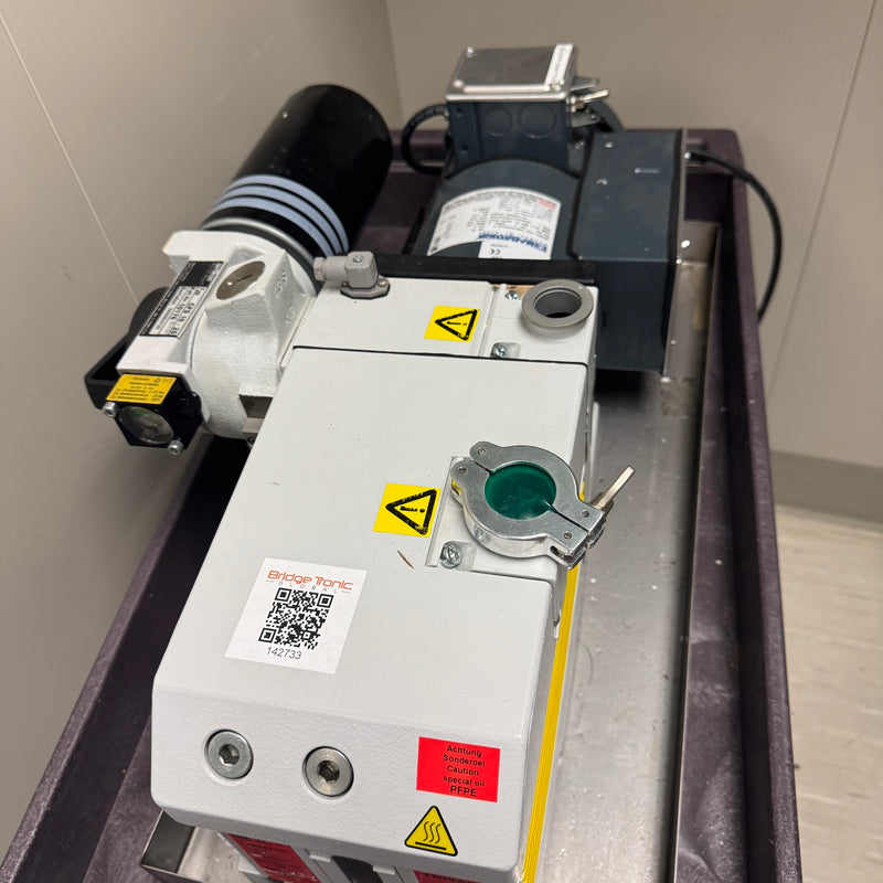 Leybold Trivac D 25 BCS PFPE Rotary Vacuum Pump
