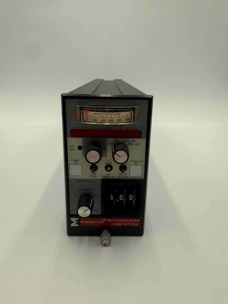 Endevco 2775 A Signal Conditioner