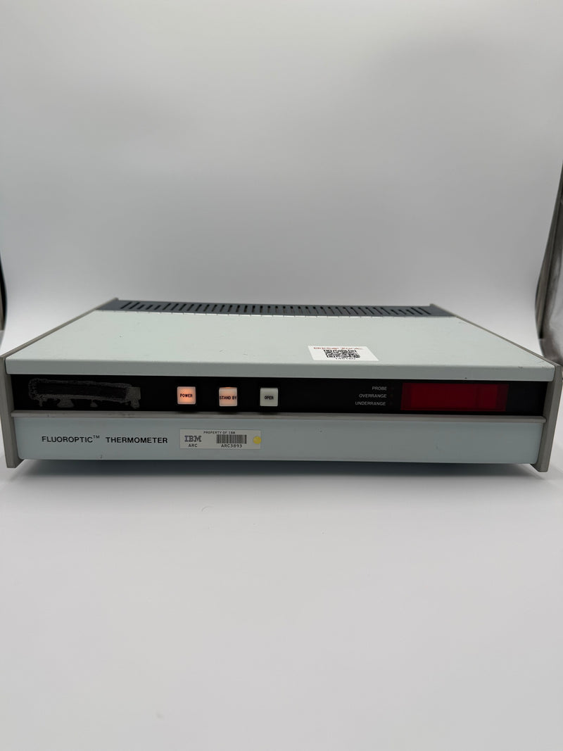 Luxtron Fluoroptic 100 A A R Thermometer