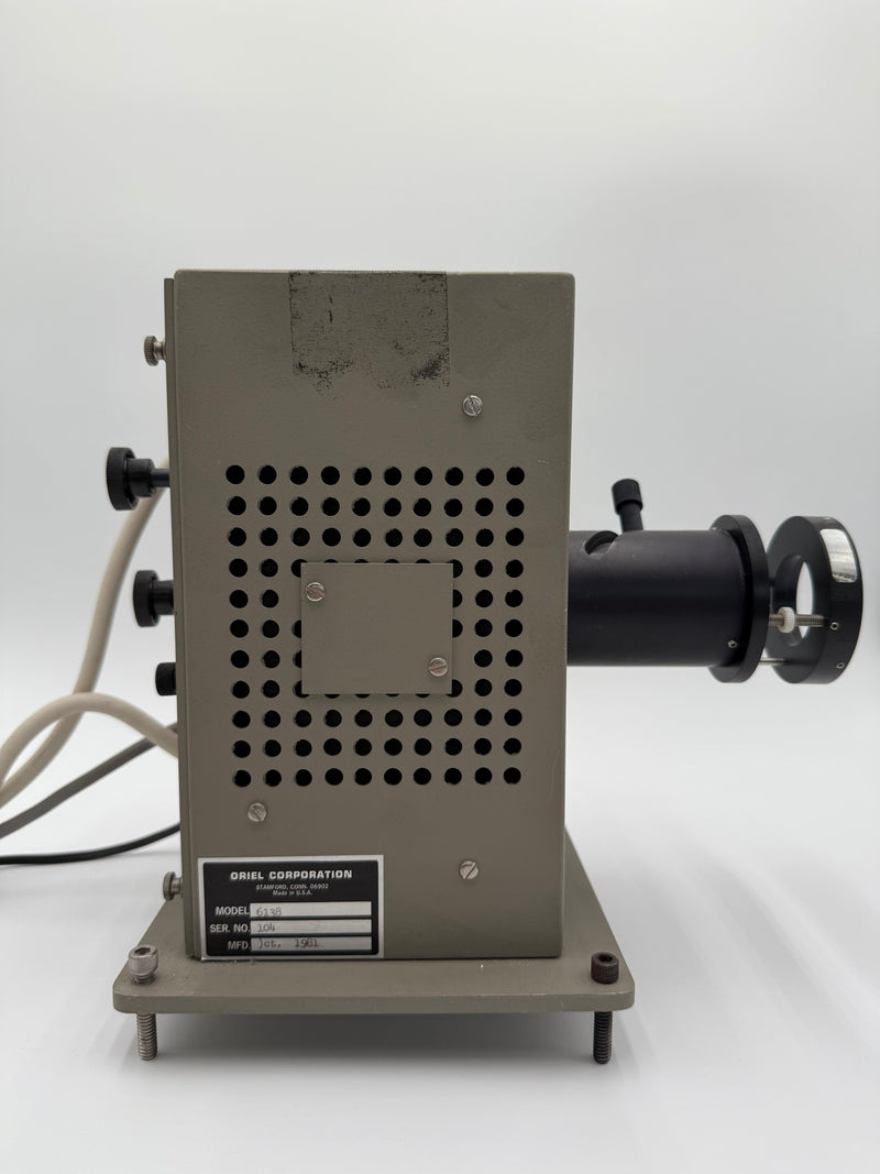 Oriel 6138 Optical Light Source