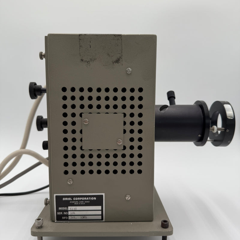 Oriel 6138 Optical Light Source
