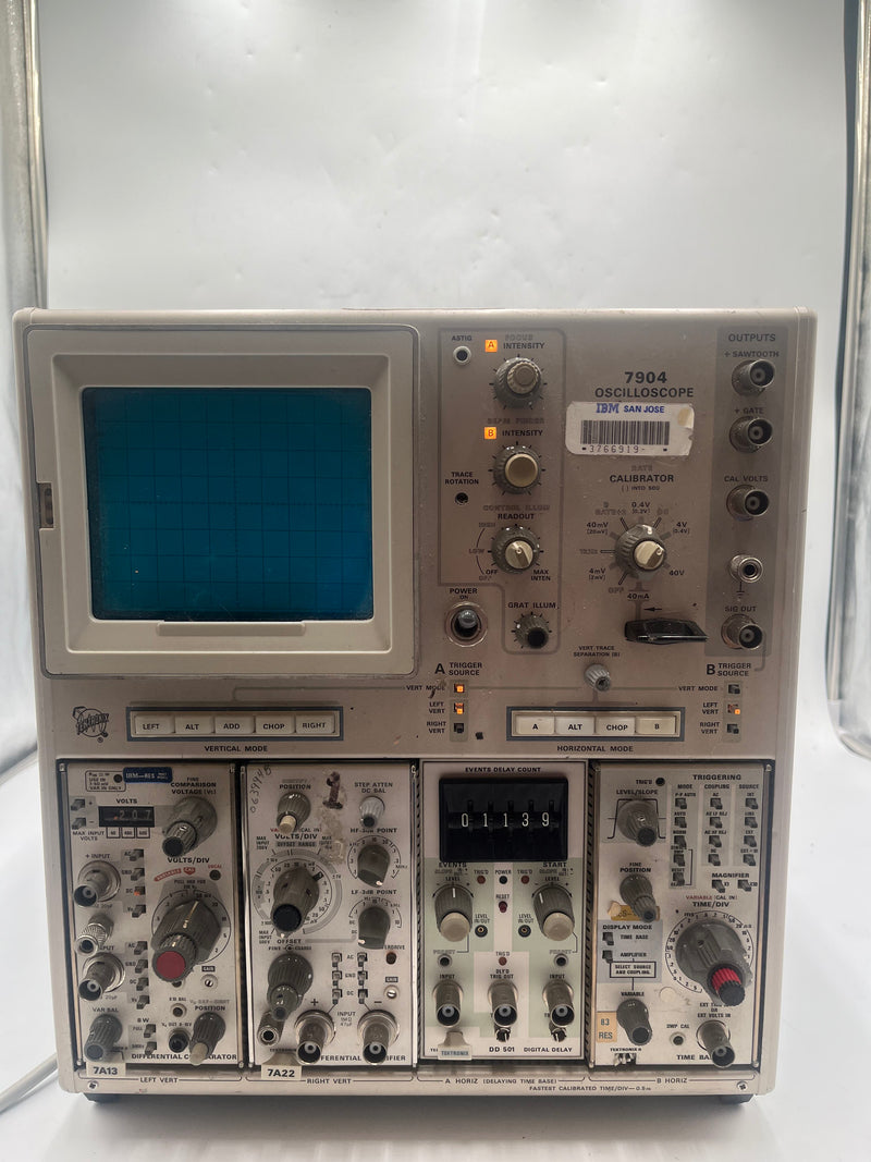 Tektronix 7904 Oscilloscope