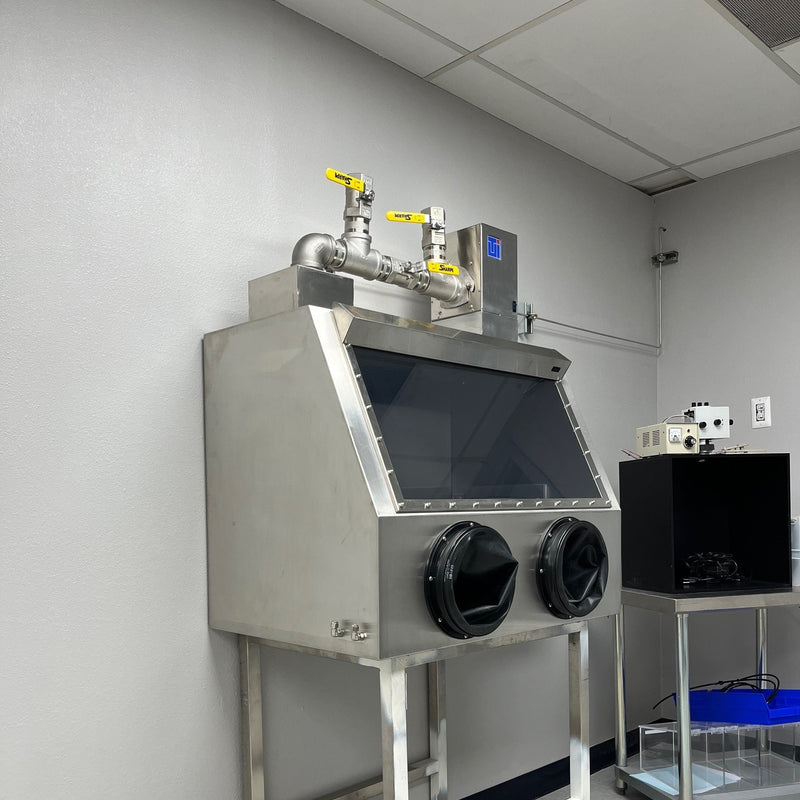 Terra Universal Smart Glovebox