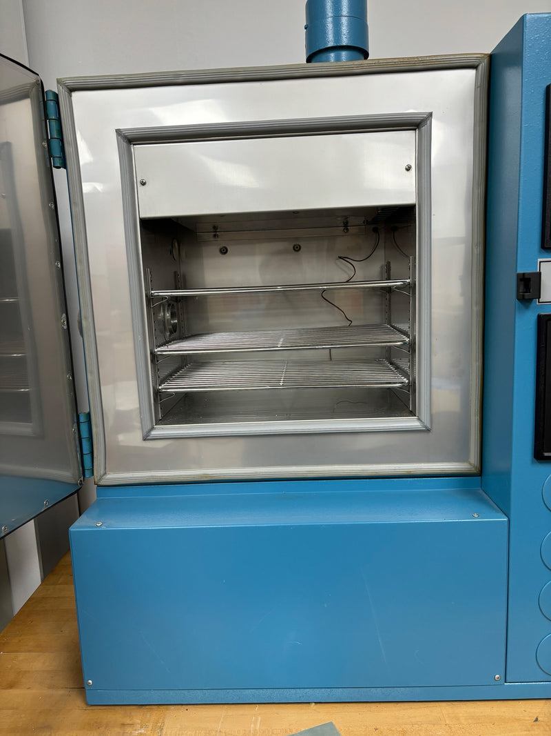 Thermotron S 1.2 Environmental Chamber
