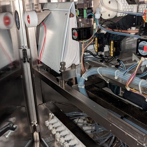 Ontrak DSS 200 Post CMP Scrubber (Chemical Mechanical Polisher)