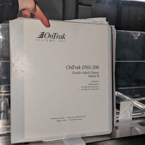 Ontrak DSS 200 Post CMP Scrubber (Chemical Mechanical Polisher)