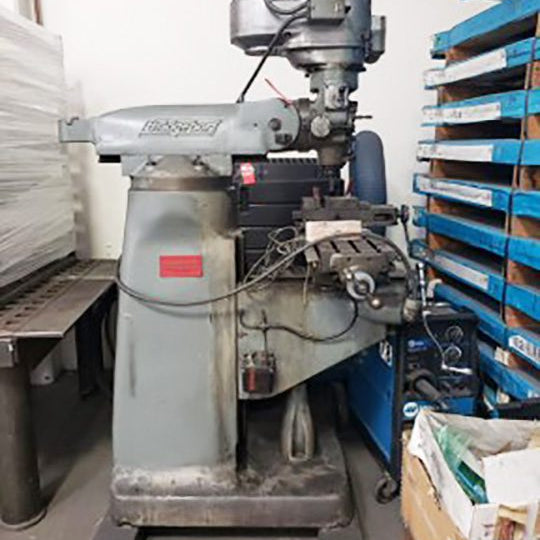 Bridgeport XA 900 Vertical Mill