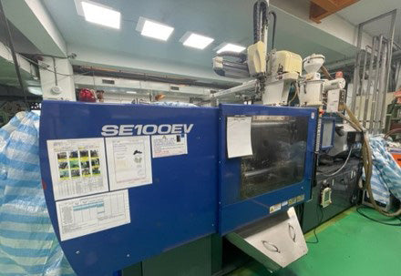 Sumitomo SE 100 EV Injection Molding Machine