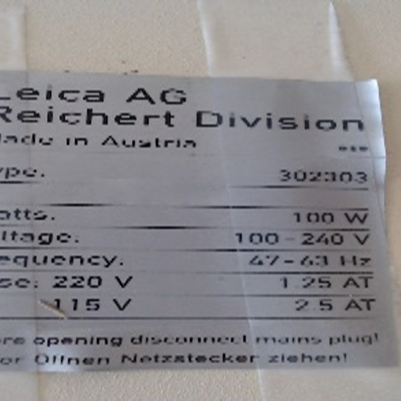 KLA / Leica 302303 Microscope