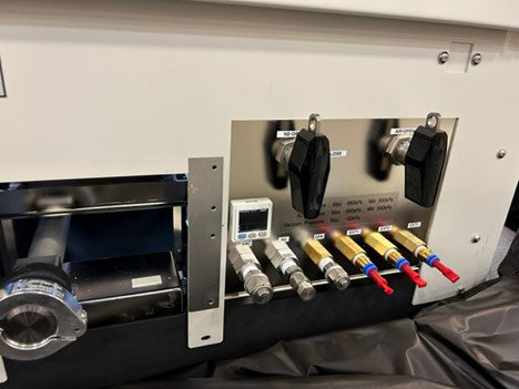 Hitachi CG 5000 CD-SEM (Critical Dimension Scanning Electron Microscope)