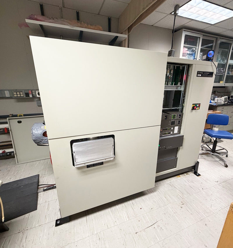 Physical Electronics Quantum 2000 Scanning ESCA Microprobe