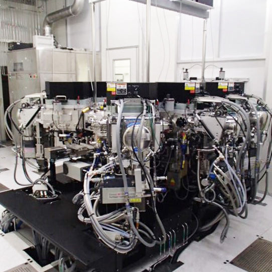 Applied Materials Endura 5500 PVD (Physical Vapor Deposition)