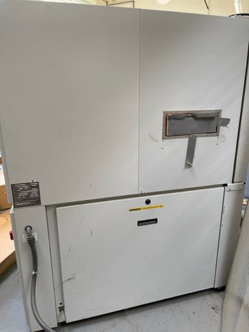 Thermotron SE 300 2 2 Environmental Chamber