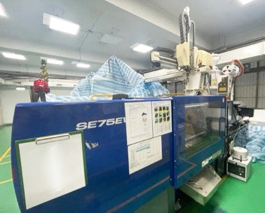 Sumitomo SE 75 EV Injection Molding Machine